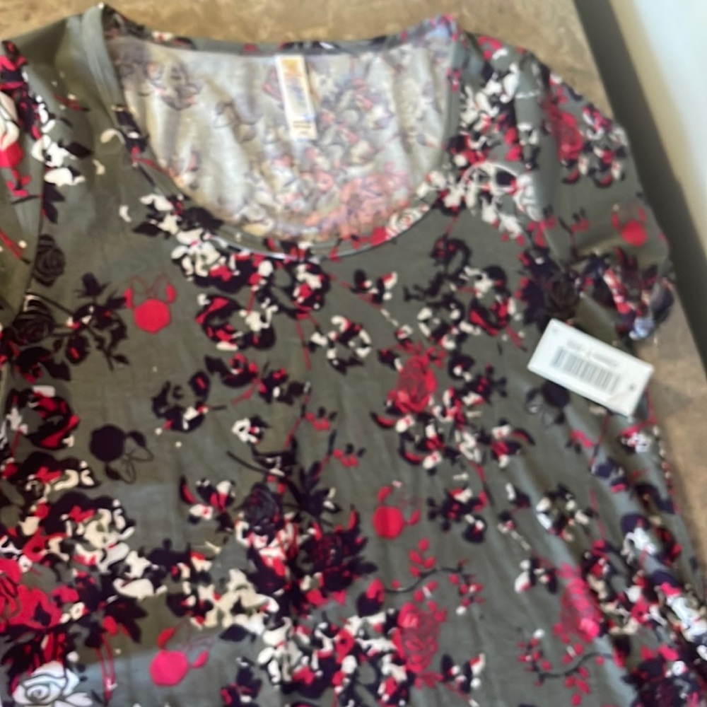 Xxs classic nwt llr hidden mini mouse tee